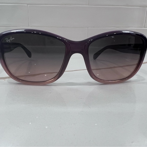 Authentic Ray Ban pink purple gradient, sunglasses - Picture 2 of 5